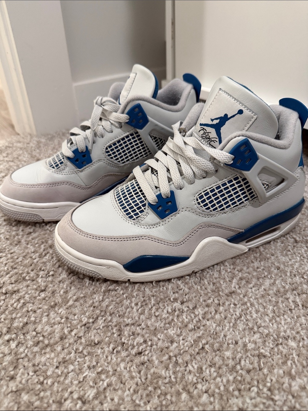 Jordan 4 Military Blue – Women’s Size 7
